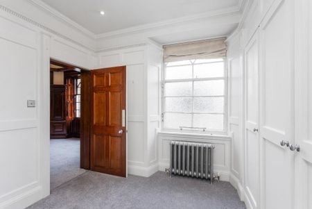 3 bedroom flat to rent - Photo 2