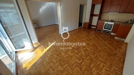 Studio/Γκαρσονιέρα για ενοικίαση Αντιγονιδών (Κέντρο Θεσσαλονίκης) - Photo 4