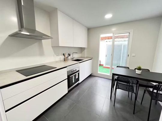 Carrer Carreres Puchalt, Valencia, Valencian Community 46020 - Foto 1