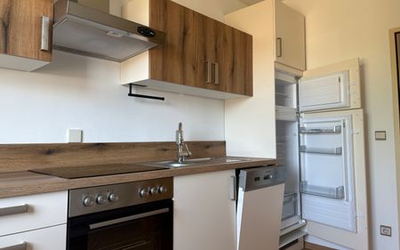 3-Zimmerwohnung im 1.OG mit Terrasse und Loggia - Foto 2
