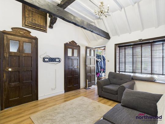 2 bedroom detached house to rent - Photo 1