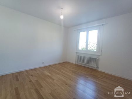 Appartement entièrement rénové de 3 pièces au 1er étage - Photo 3