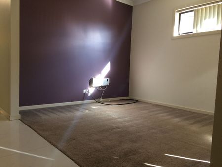 THREE BEDROOM + STUDY HOUSE - - Photo 5