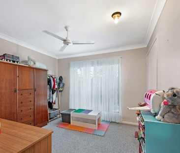 4 Leahy Street, Brassall QLD 4305 - House For Rent | Domain - Photo 2