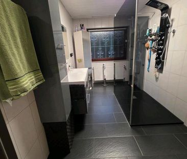 2 1/2 Zimmer Wohnung mit Terrasse - Photo 4