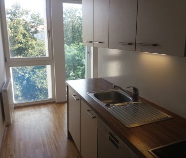 Parklage in Floridsdorf: Zweizimmerwohnung mit Garagenplatz Demmerg... - Photo 2