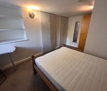 3 bedroom terraced house to rent - Photo 3