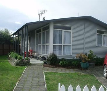 Low maintenance home in Onekawa. - Photo 1