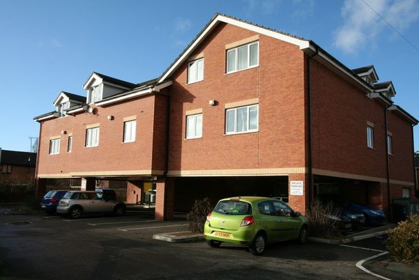 1 Bedroom APARTMENT, Chester - Photo 1