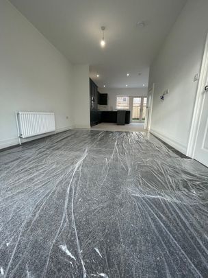 17 Hobart Hall, Dundonald, Belfast, BT16 1BS - Photo 1