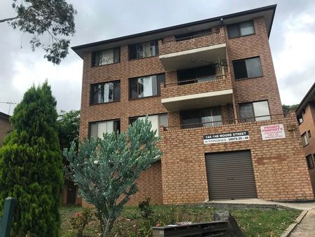 2 Bedroom Modern Unit - Photo 2