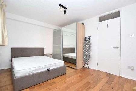 Selhurst Road, London, SE25 - Photo 3