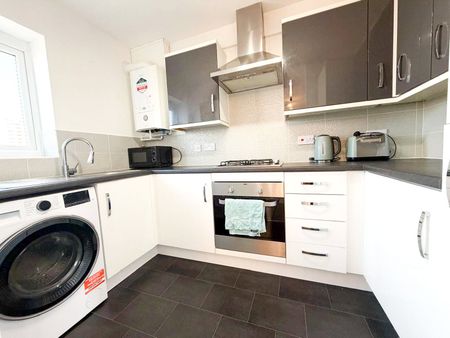 Stockport Road, Grove Village, Ardwick, M13 9AH - Photo 2