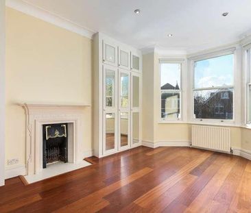 Kings Road, Richmond, TW10 - Photo 2