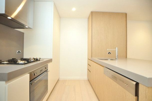 211D/5 Courtney Street - Photo 1