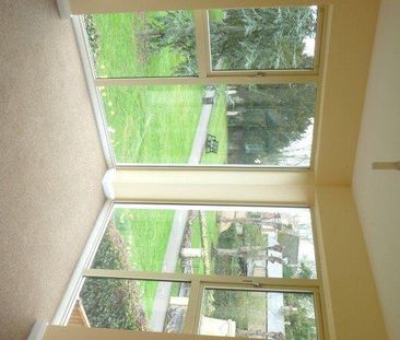 3 bedroom terraced house to rent - Photo 6