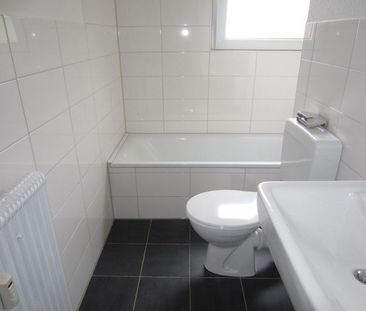 Gut aufgeteilte 2-Zi.-Whg. mit Balkon in gepflegter Lage! - Foto 1