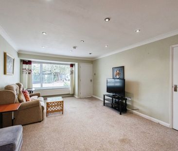 Castle Close - Photo 1