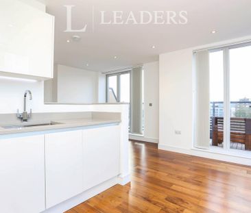 2 bedroom flat to rent - Photo 6