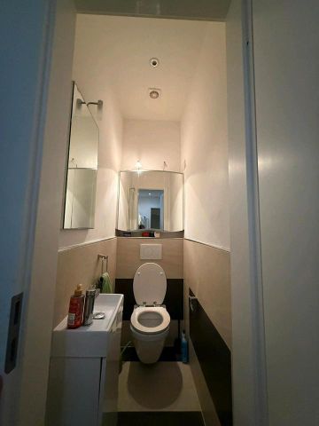 Ich biete eine wunderschöne 4 Zimmer whg.in lierenfeld an - Foto 3