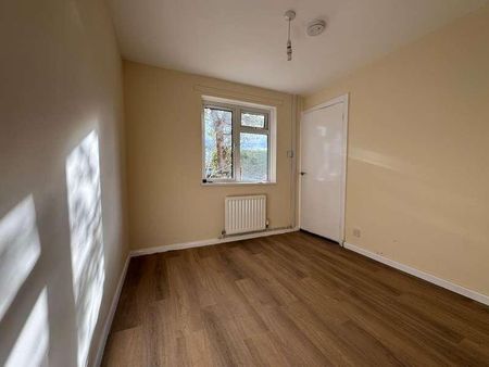 Alpine Close, Oakham, LE15 - Photo 3