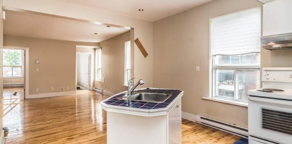 2 CH - 1 SDB - Montréal - $1,795 /mo - Photo 2