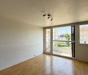 Appartement 3 pièces 56m2 REIMS 730 euros - Photo 1