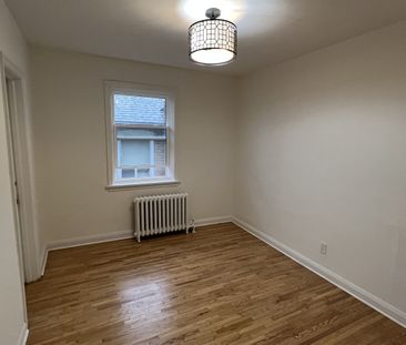 For Lease - 126 Braemar Avenue Unit# Upper, Toronto, Ontario - Photo 5