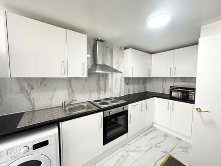 2 bedroom apartment to rent - Photo 4