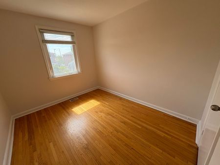 For Lease - 100 Snowood Court, Toronto, Ontario - Photo 2