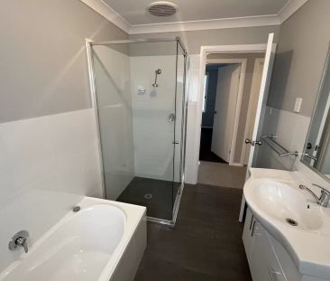 Low Maintenance - Photo 6