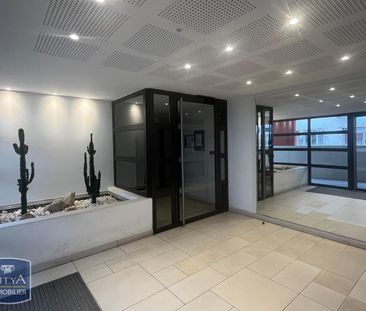 Location Appartement 1 pièce 27m² ST ANDRE DE LA ROCHE 06730 - Photo 6