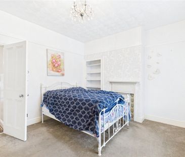 2 Bedroom Terraced - Photo 5