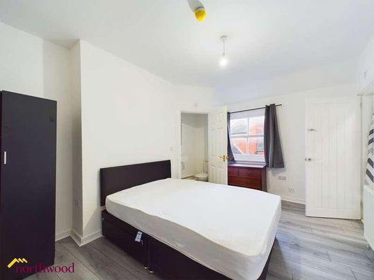 Horsefair, Banbury, OX16 - Photo 1