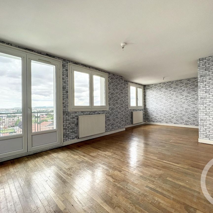 Location Appartement 3 pièces 71m² TROYES 10000 - Photo 1