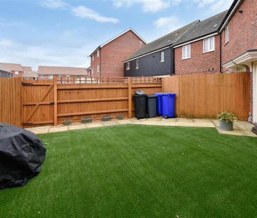 2 bedroom maisonette to rent - Photo 2