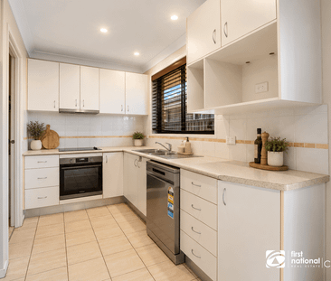 Immaculate & Convenient Living in Bligh Park - Photo 4