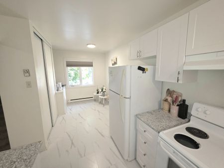 For Lease - 104 Salter Crescent, Kanata, Ontario - Photo 3