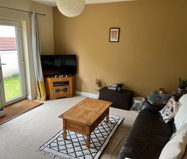 2 Bed Flat, Selborne Road, BS7 - Photo 3