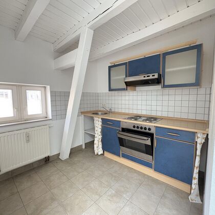 Gemütliche Dachgeschosswohnung in einer Zwickauer Altbauvilla - Photo 3