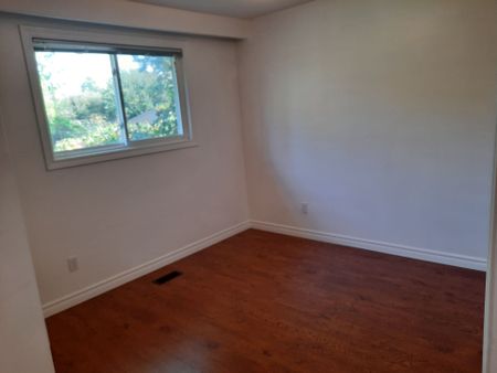 For Lease - 55 Reiber Crescent Unit# Upper, Toronto, Ontario - Photo 4