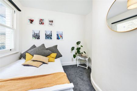 Clapham Common South Side, Clapham, SW4 - Photo 2