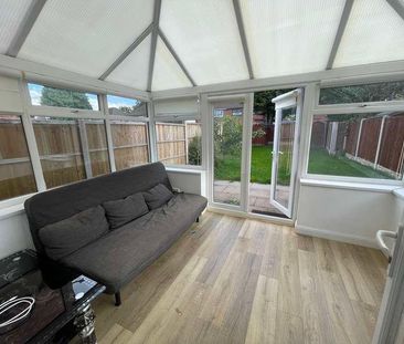Kesteven Road, West Bromwich, B71 - Photo 3