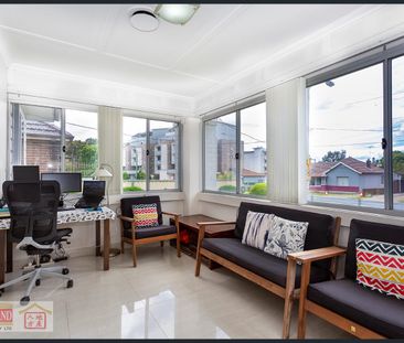 IDEAL HOUSE FOR A FAMILY HOME - Photo 1