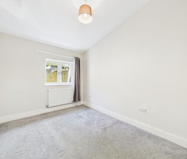 2 bedroom ground floor maisonette to rent - Photo 2