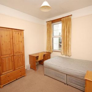 4 bedroom house share to rent - Photo 2