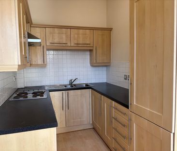 2 bedroom apartment to rent - Photo 2