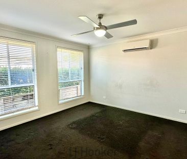 SPACIOUS FAMILY HOME!!! - Photo 1