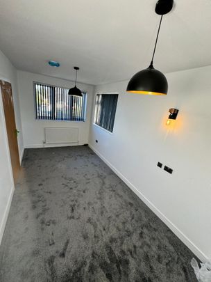 Goodway Road, **Available Now**, Solihull, B92 9DH - Photo 1