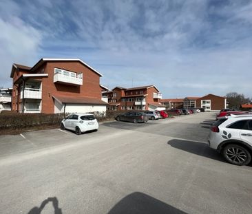 Sveagatan, Kvänum - Foto 1